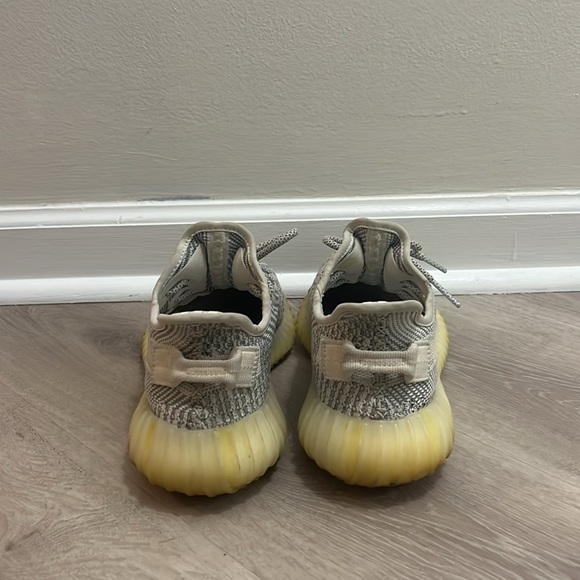 Adidas Yeezy bost 350 v2 yeshaya non-reflective - Picture 3 of 5